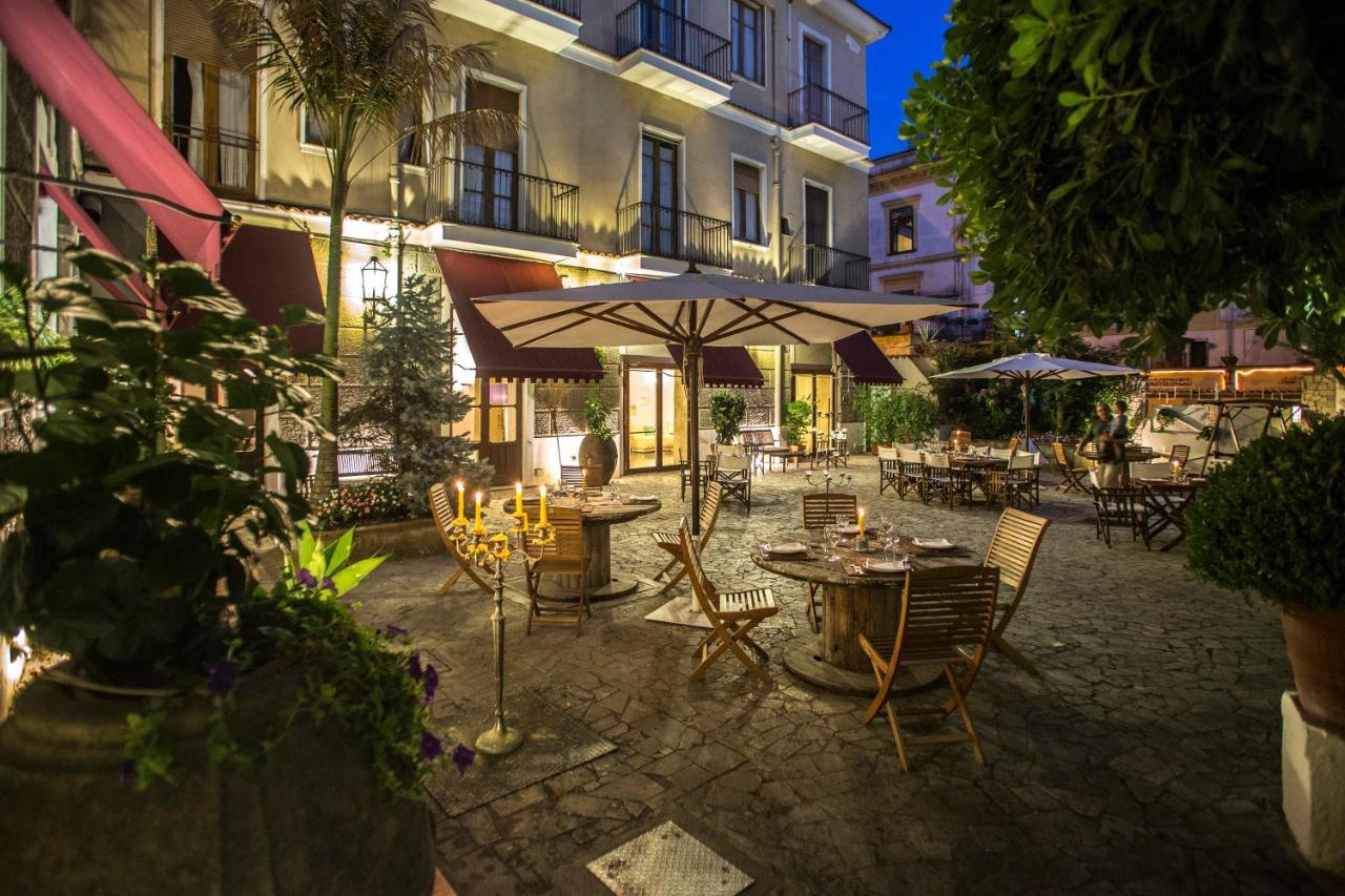 Hotel Victoria Maiorino Cava deʼ Tirreni Exterior foto